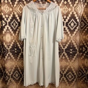 Shadowline Size Large, Vintage, Baby Blue, Night Gown / Night Dress / Moo Moo